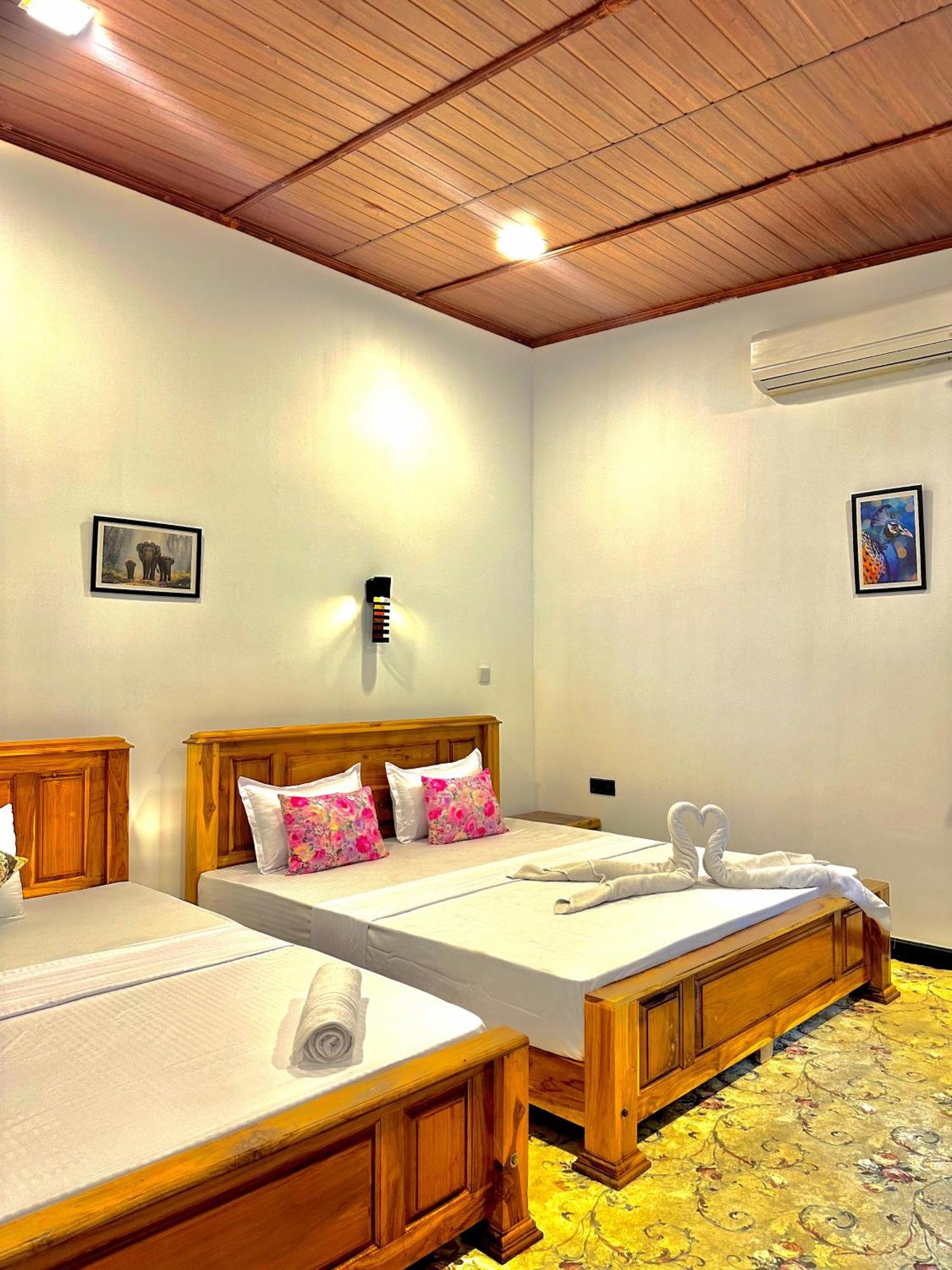 Cozy House Hotel อุดาวาลาเว ภายนอก รูปภาพ